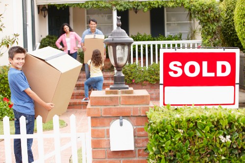 Removal van transport for flats and homes in Tufnell Park
